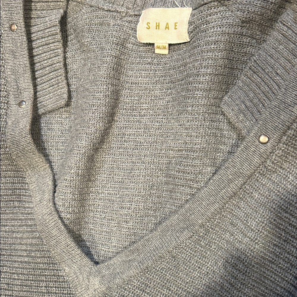Shae Cotton Cashmere Blend Grey V-neck Sweater Size Medium - Picture 4 of 8